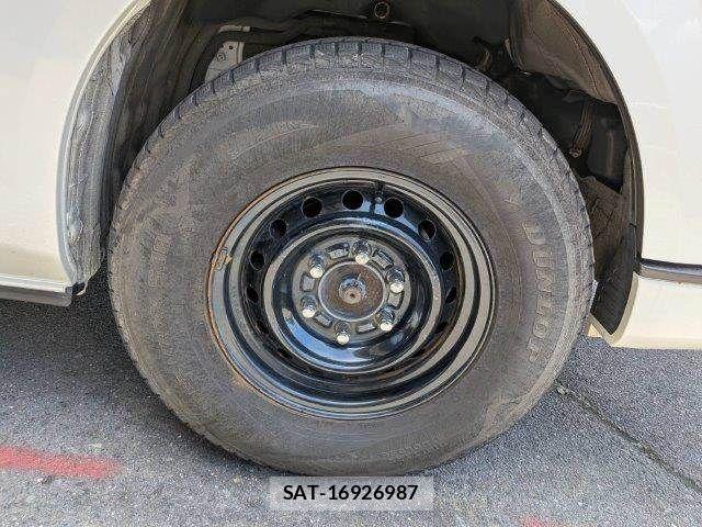 Toyota HIACE VAN 2021-02 8073949-15