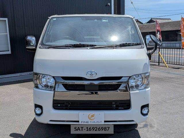 Toyota HIACE VAN 2021-02 8073949-16