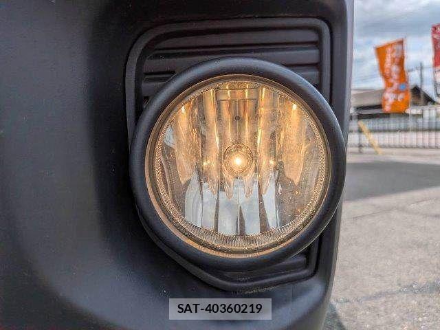 Toyota HIACE VAN 2019-05 8073959-15