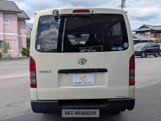 Toyota HIACE VAN 2019-05 8073959-21