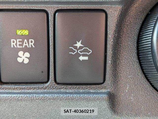 Toyota HIACE VAN 2019-05 8073959-7