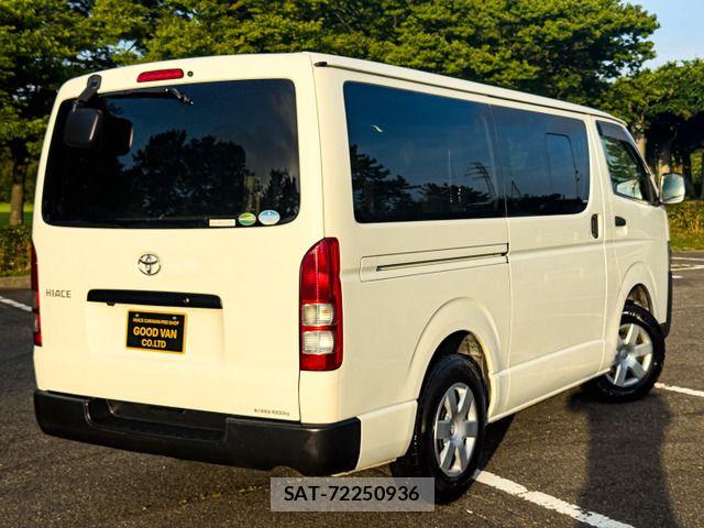 Toyota HIACE VAN 2018-10 8073956-3