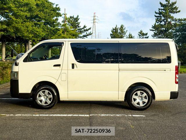 Toyota HIACE VAN 2018-10 8073956-5