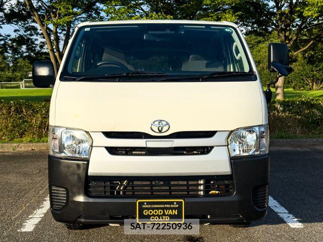 Toyota HIACE VAN 2018-10 8073956-6