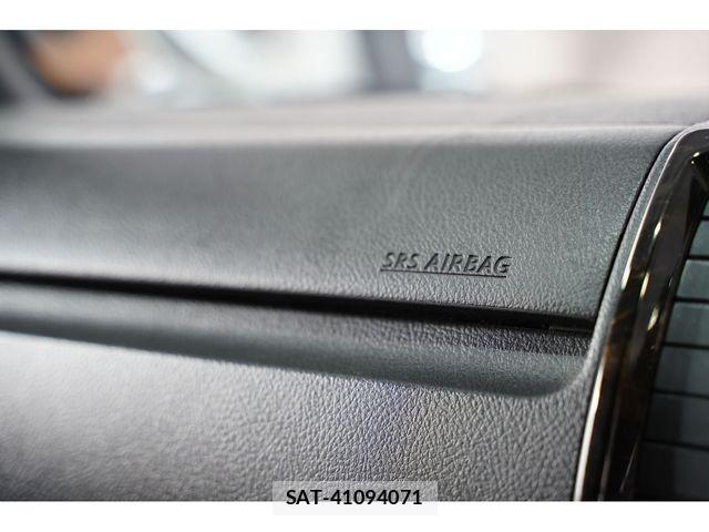 Toyota HIACE VAN 2021-08 8073947-9