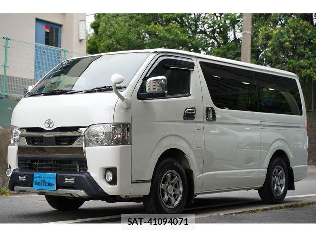 Toyota HIACE VAN 2021-08 8073947-13