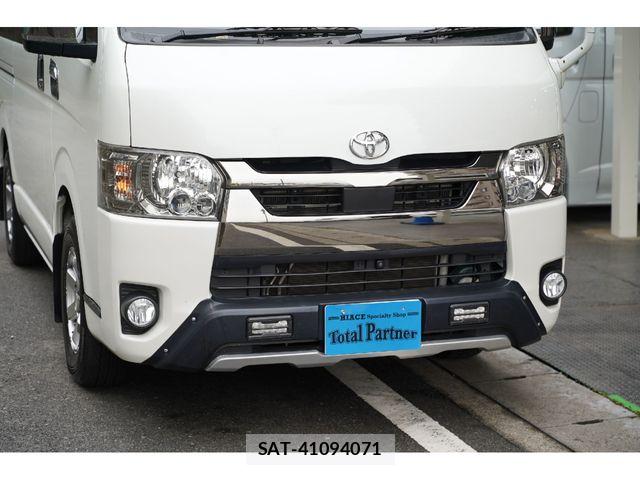 Toyota HIACE VAN 2021-08 8073947-16