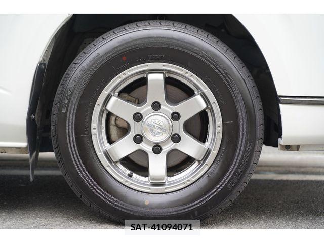 Toyota HIACE VAN 2021-08 8073947-17
