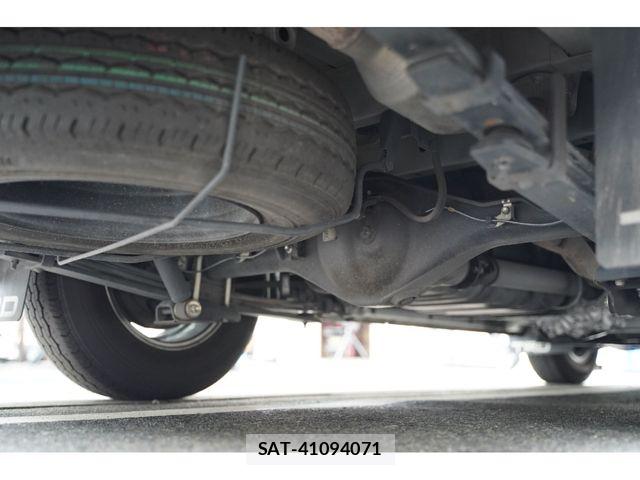 Toyota HIACE VAN 2021-08 8073947-19