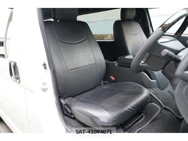 Toyota HIACE VAN 2021-08 8073947-24