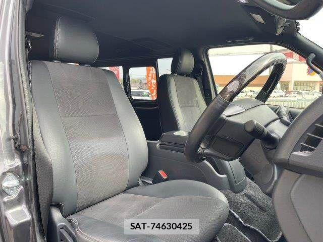 Toyota HIACE VAN 2021-03 8073954-13