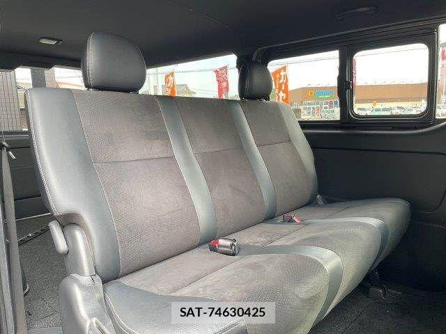 Toyota HIACE VAN 2021-03 8073954-14