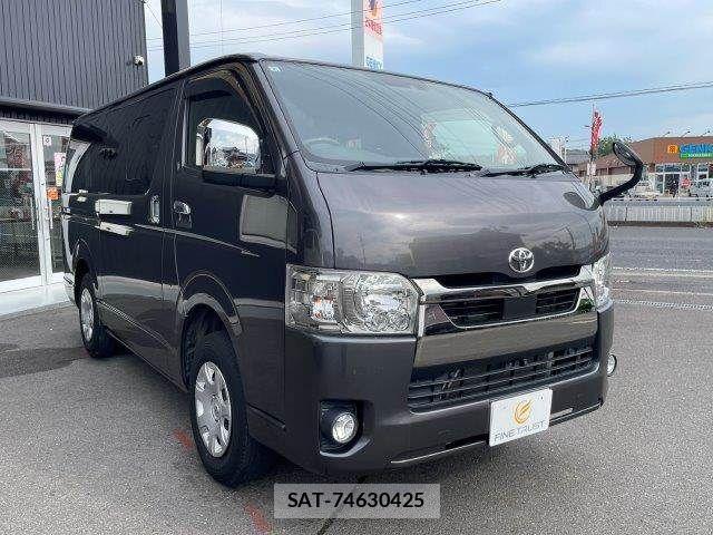 Toyota HIACE VAN 2021-03 8073954-22