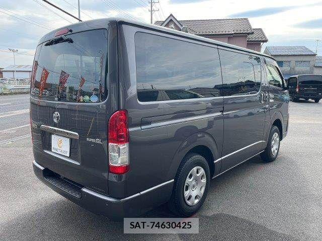 Toyota HIACE VAN 2021-03 8073954-24
