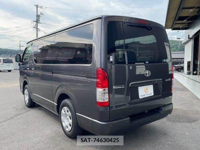 Toyota HIACE VAN 2021-03 8073954-26