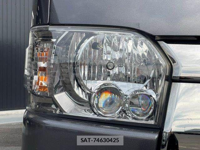 Toyota HIACE VAN 2021-03 8073954-29