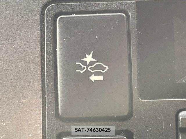 Toyota HIACE VAN 2021-03 8073954-8