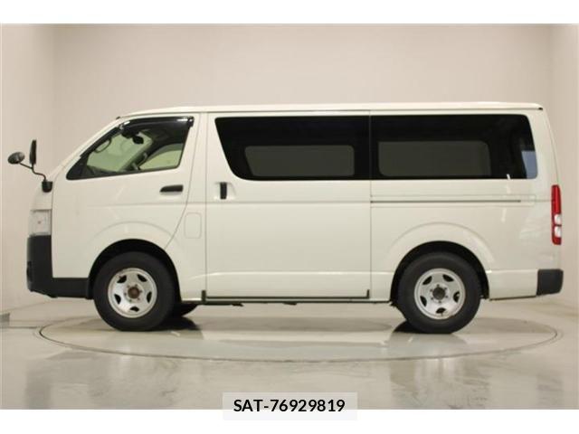 Toyota HIACE VAN 2018-12 8073955-9