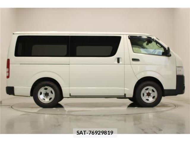 Toyota HIACE VAN 2018-12 8073955-13