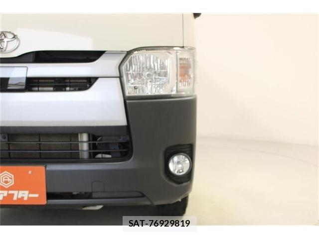 Toyota HIACE VAN 2018-12 8073955-14