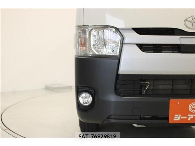 Toyota HIACE VAN 2018-12 8073955-16