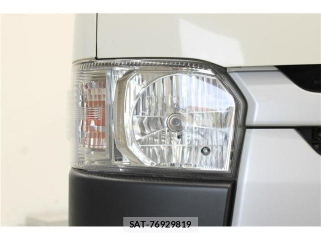 Toyota HIACE VAN 2018-12 8073955-17