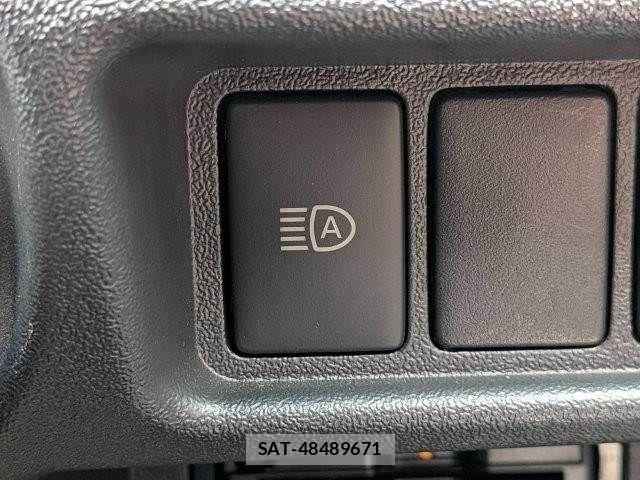 Toyota HIACE VAN 2021-06 8073945-9