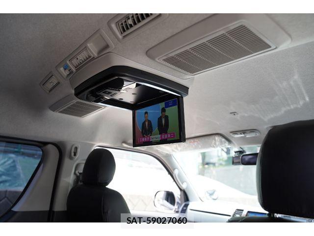 Toyota HIACE VAN 2017-07 8073952-28