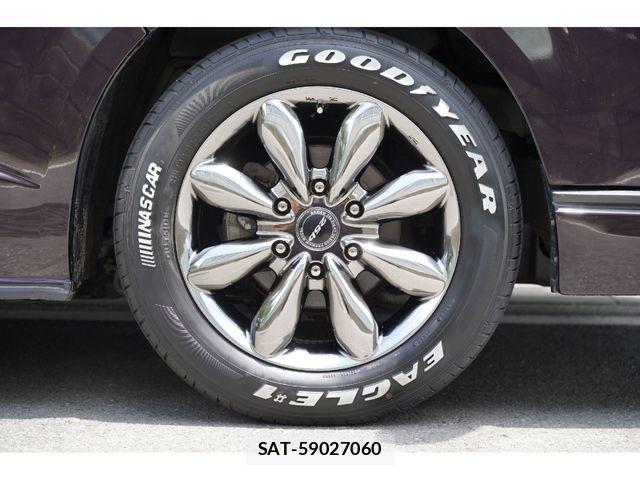 Toyota HIACE VAN 2017-07 8073952-8