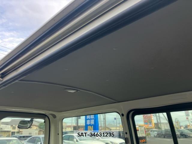 Toyota HIACE VAN 2011-07 8073958-17