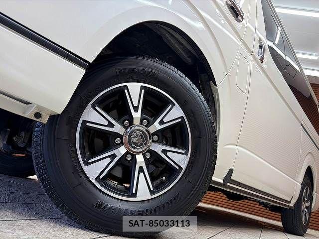 Toyota HIACE VAN 2020-10 8073951-10