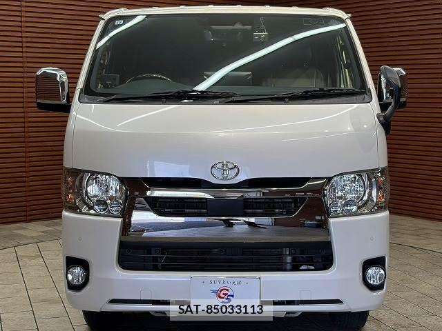 Toyota HIACE VAN 2020-10 8073951-16