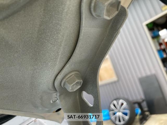 Toyota HIACE VAN 2024-06 8073943-18