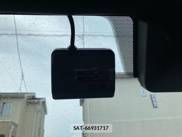 Toyota HIACE VAN 2024-06 8073943-22