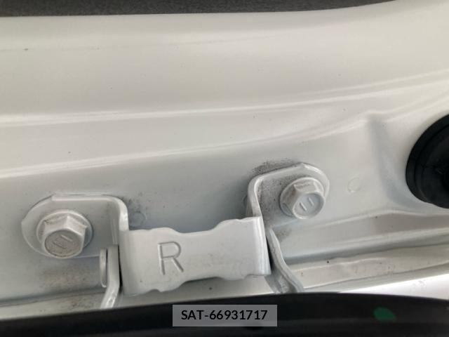 Toyota HIACE VAN 2024-06 8073943-8