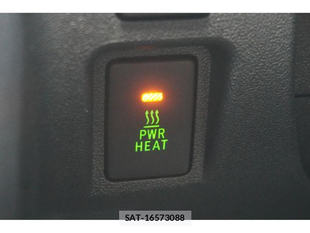Toyota HIACE VAN 2026-06 8073939-10