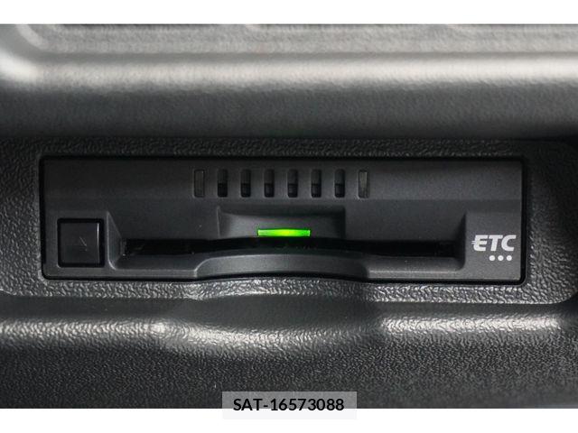 Toyota HIACE VAN 2026-06 8073939-13