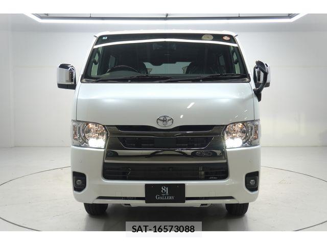 Toyota HIACE VAN 2026-06 8073939-1