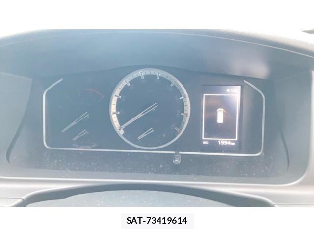 Toyota HIACE VAN 2025-07 8073942-13