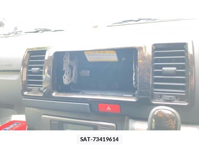 Toyota HIACE VAN 2025-07 8073942-14