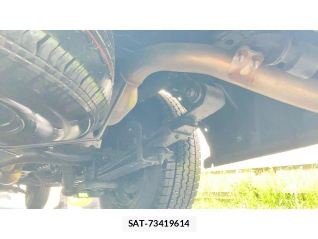 Toyota HIACE VAN 2025-07 8073942-6