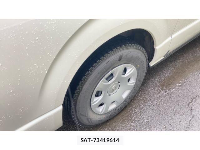 Toyota HIACE VAN 2025-07 8073942-7