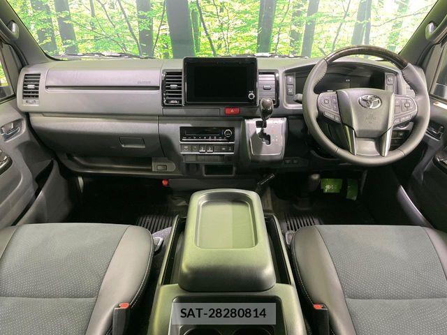 Toyota HIACE VAN 2026-05 8073936-1