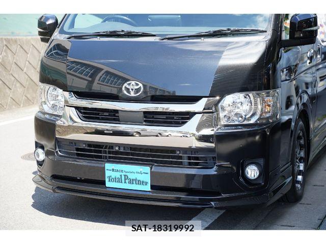 Toyota HIACE VAN 2022-02 8073944-9