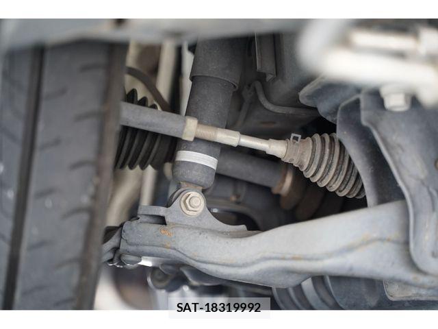 Toyota HIACE VAN 2022-02 8073944-12