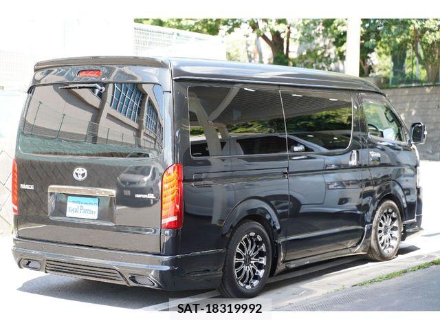Toyota HIACE VAN 2022-02 8073944-18
