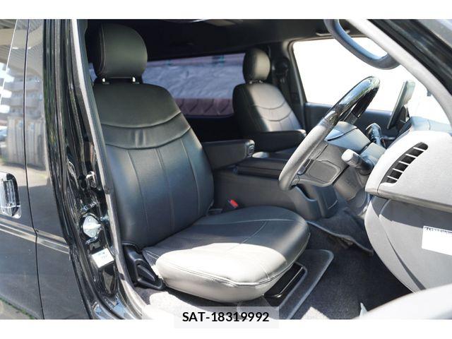Toyota HIACE VAN 2022-02 8073944-21