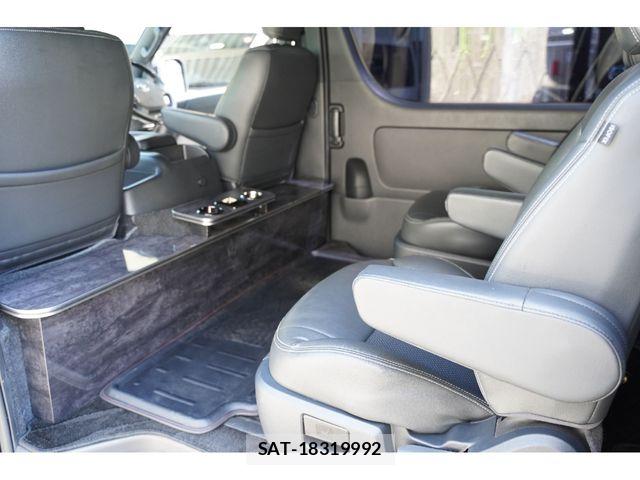 Toyota HIACE VAN 2022-02 8073944-28
