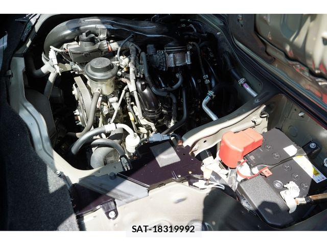 Toyota HIACE VAN 2022-02 8073944-5