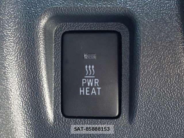 Toyota HIACE VAN 2023-09 8073950-16